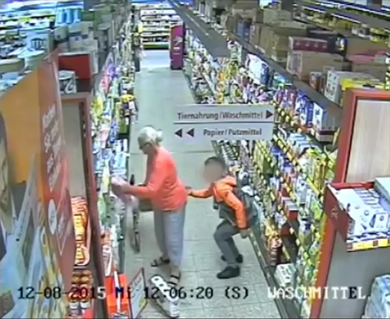 מסביב לעולם בדקה: צפו בכייס הצעיר והמתוחכם מגרמניה