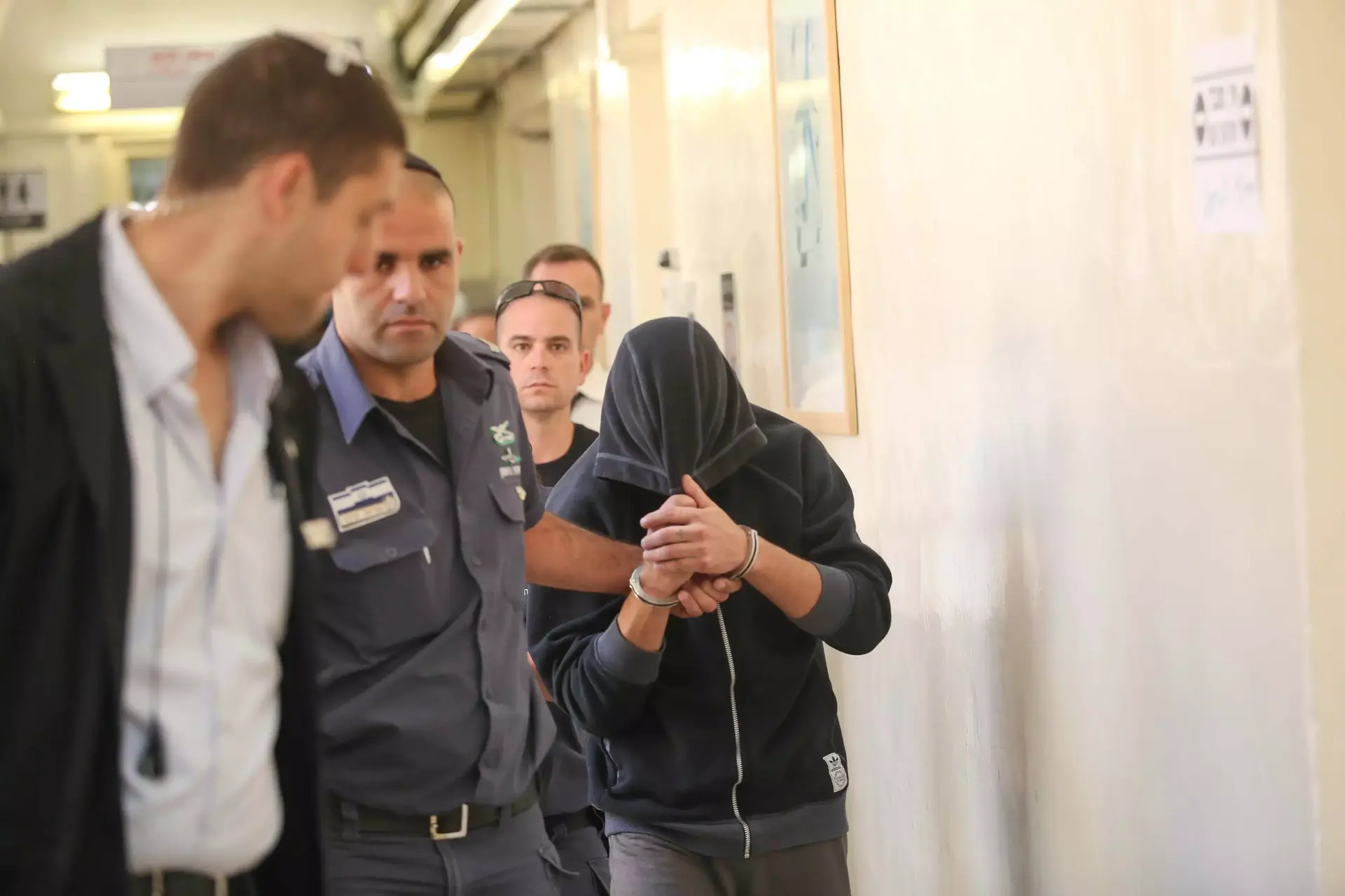 צעיר ירושלמי חשוד באונס שמונה ילדות באינטרנט