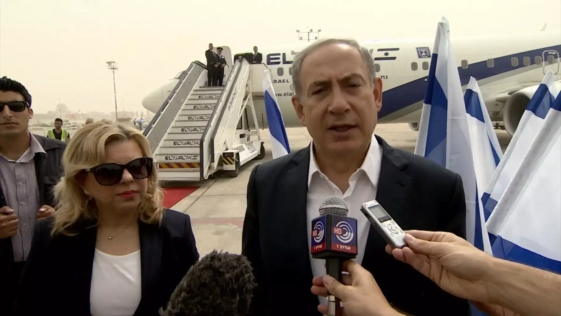 מאות הפגינו נגד ביקור נתניהו בבריטניה: "צריך לשלם על פשעיו"