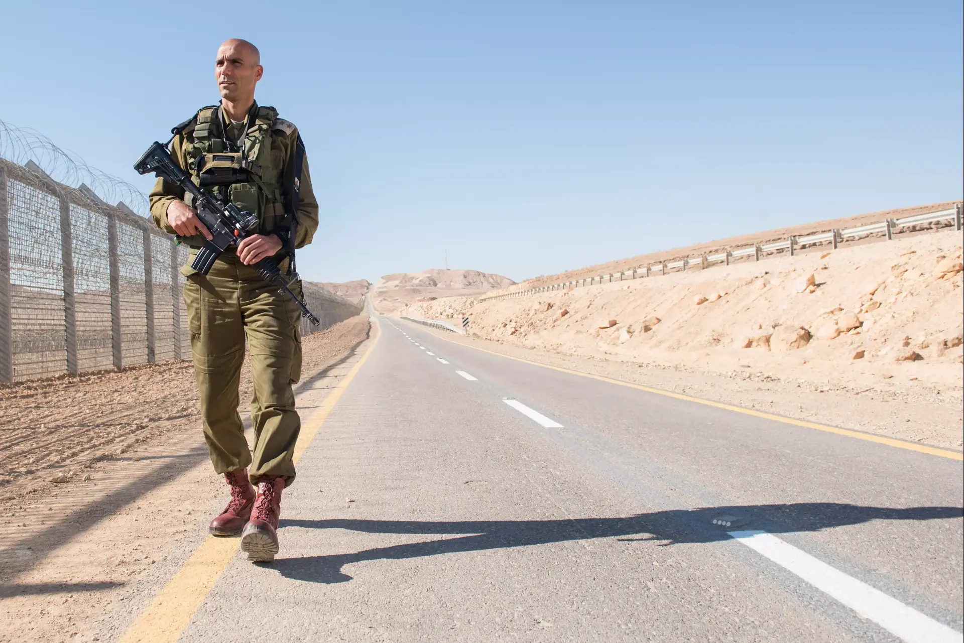 "ברמה האסטרטגית, קשה להילחם מול דאעש": ריאיון עם מח"ט אילת