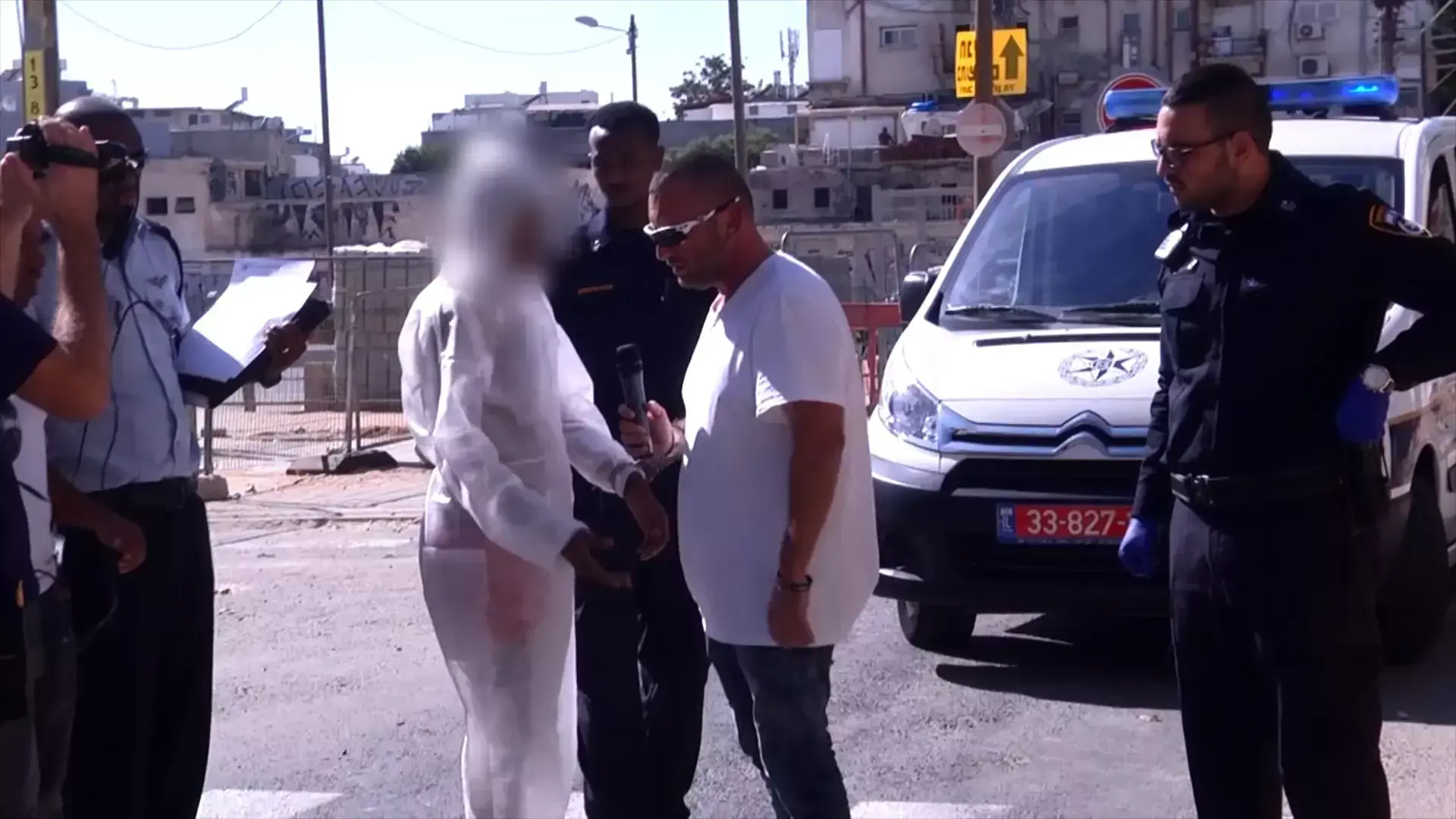 לעיני עוברי אורח: חשוד כי רצח את בת זוגו כי חשב שבוגדת בו
