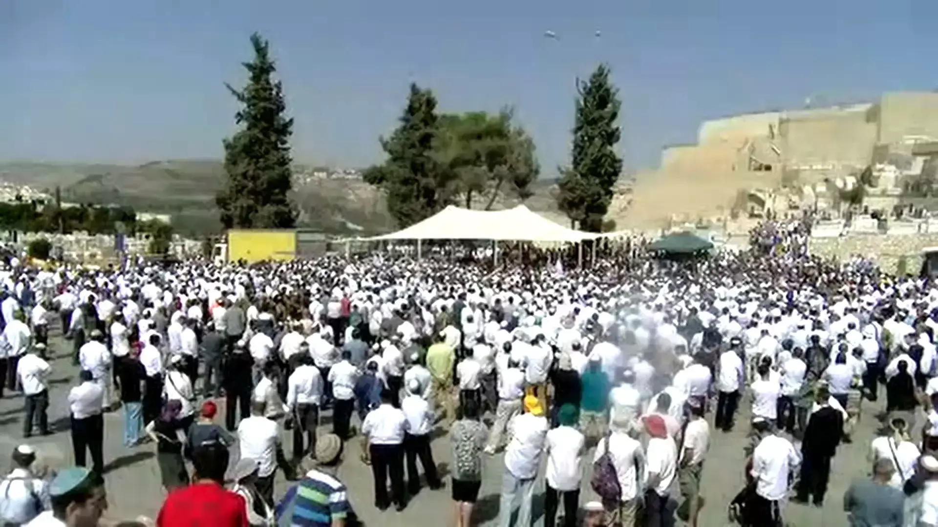 "זעקתי לעזרה, ענו: 'תמותי'"  אשת הנרצח משחזרת את רגעי האימה
