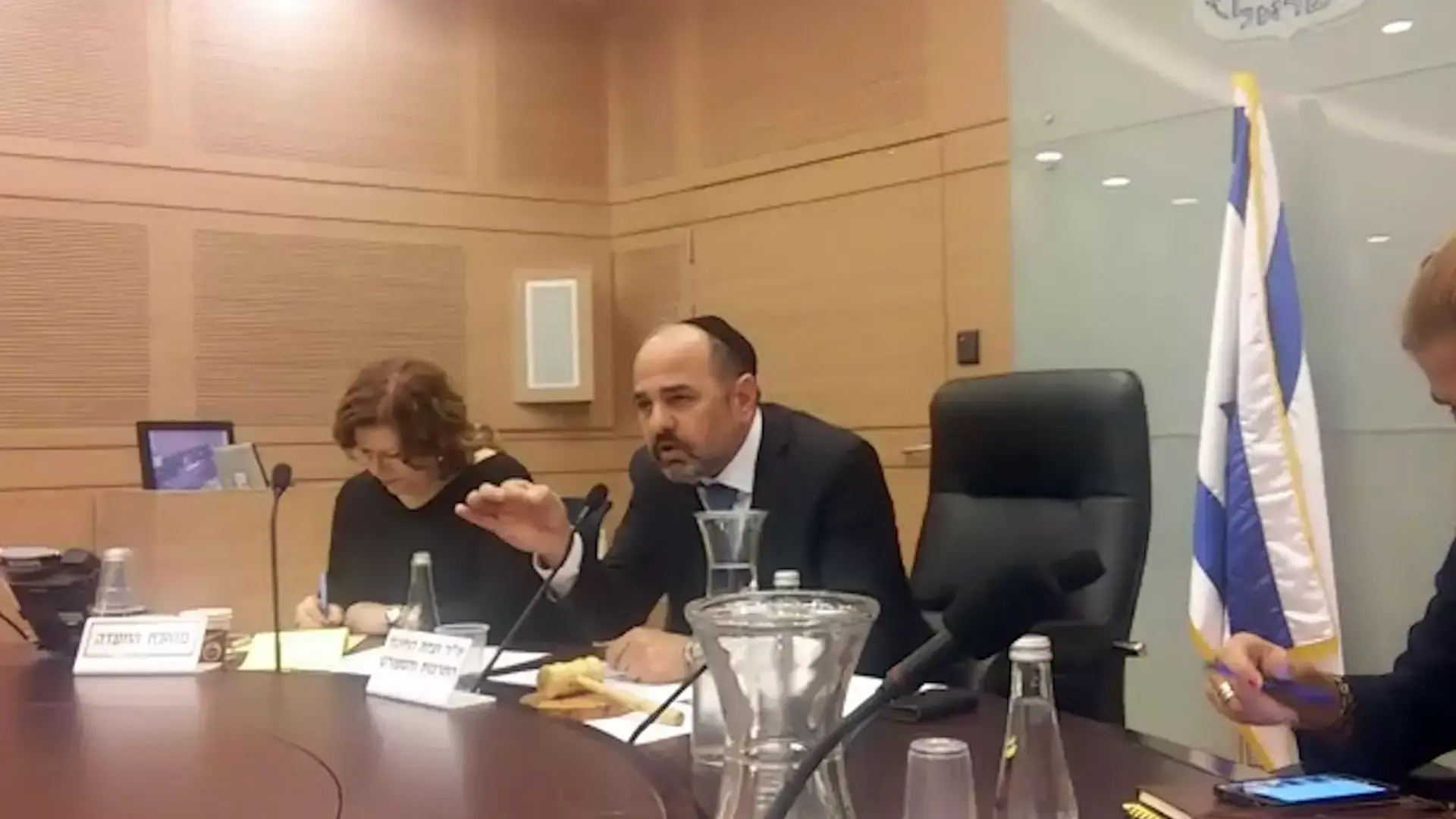 יו"ר ועדת החינוך: "ראש עיריית אלעד מוביל את אפליית הספרדיות"