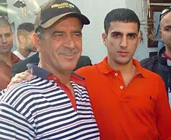 דרור אלפרון הסגיר עצמו למשטרה