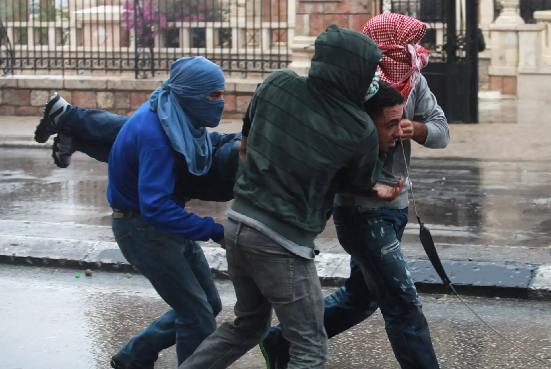 מתנחלים תקפו שוטרים שהתחפשו לפלסטינים - וזוכו מאשמה
