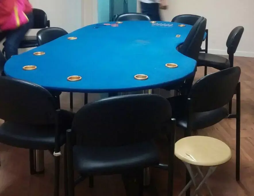 מתפללים לפול האוס: נחשפו שני בתי קזינו של "הכנופיה החרדית"