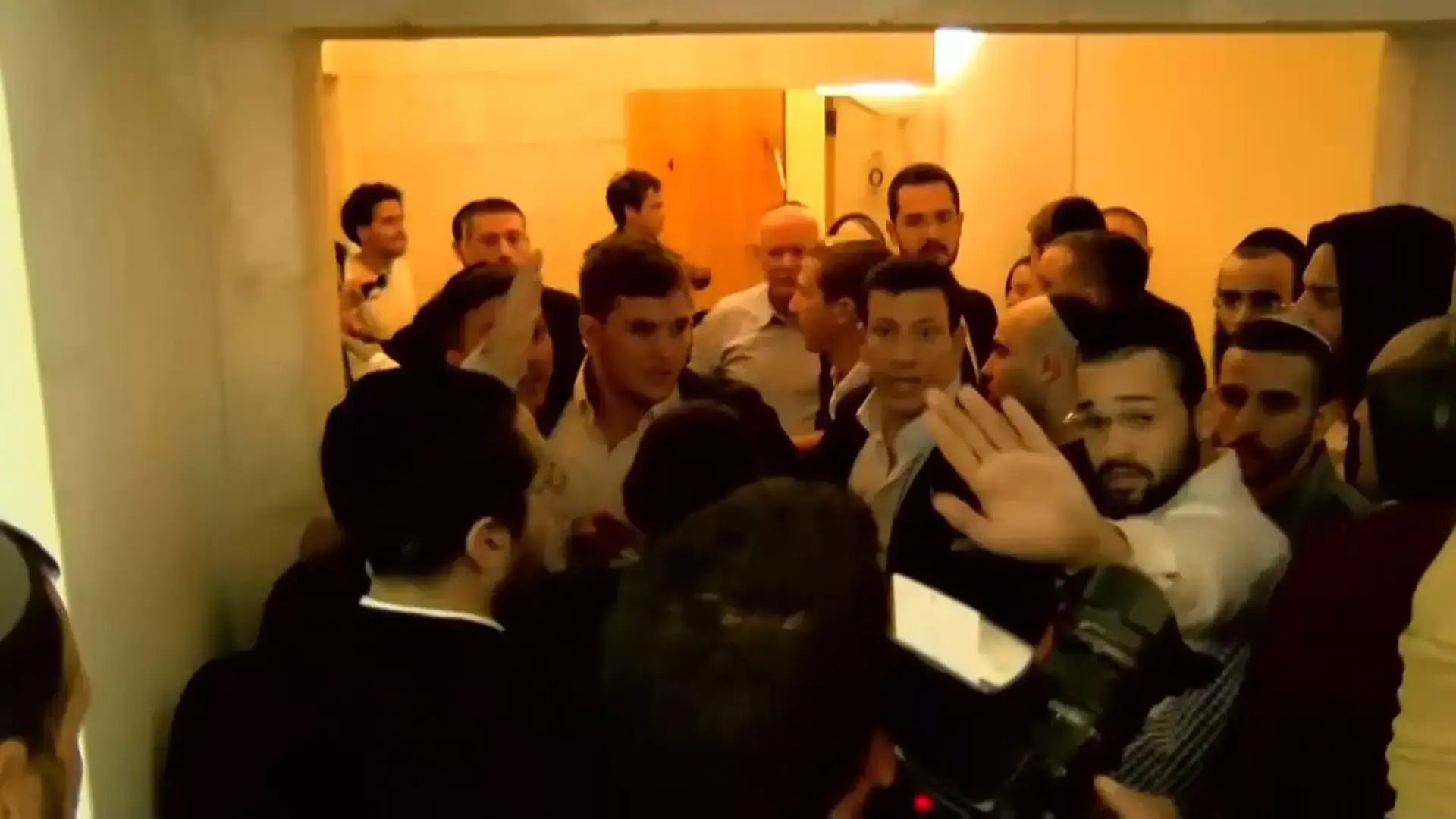 "באנו לרצוח": איומים על חיי אילנה דיין עקב כתבות על הרב פינטו