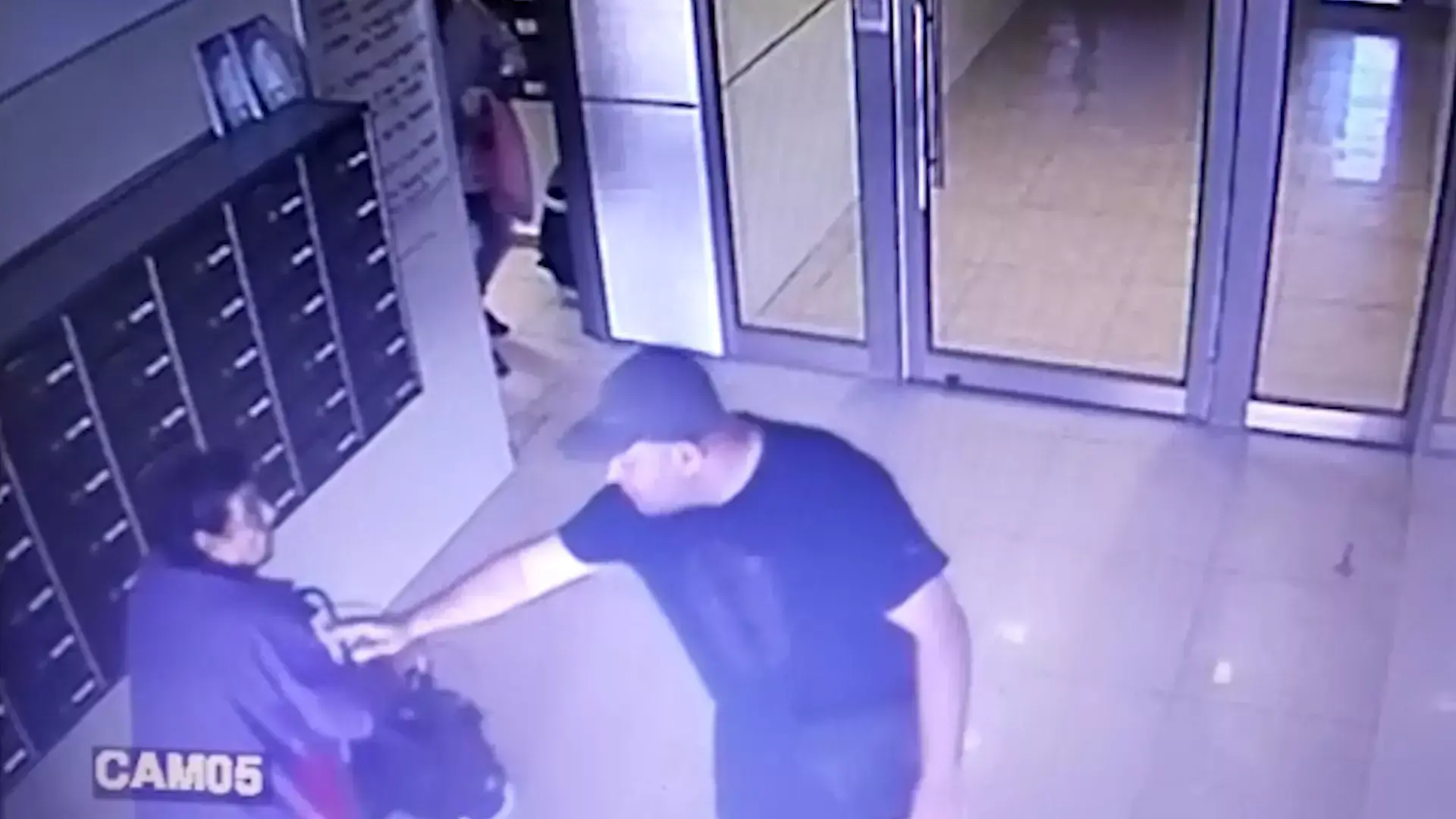 נעצרה "הכנופייה הקולומביאנית" ששדדה כספי פנסיה של קשישה בת 84
