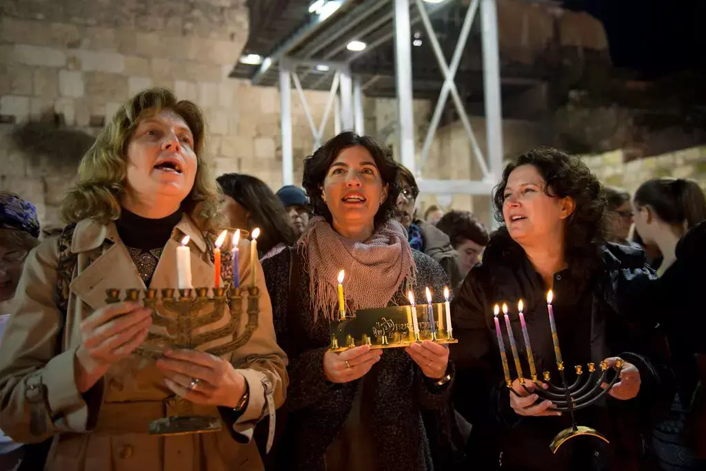 דעה: רב הכותל לא יכבה לנו את האור