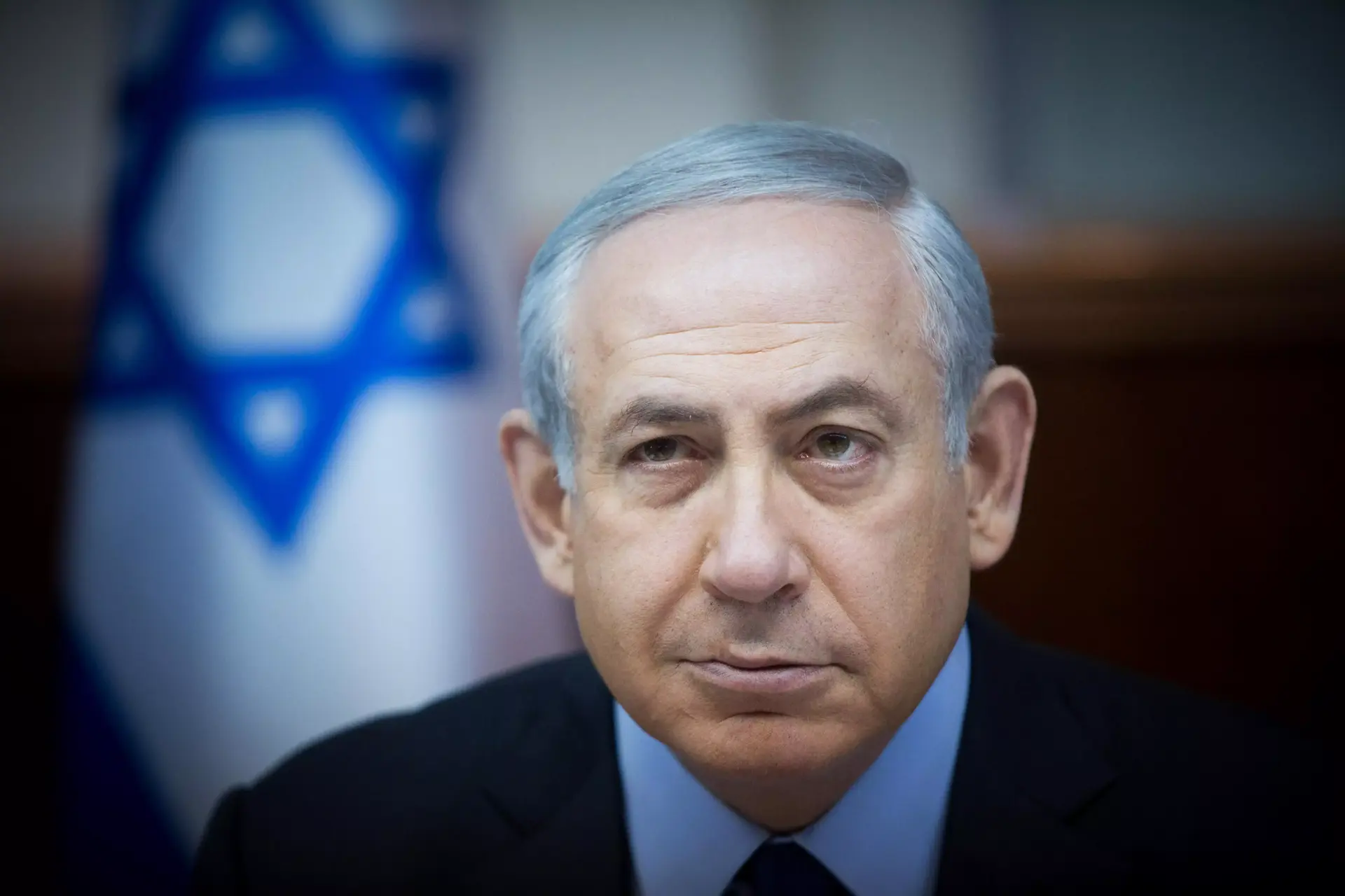 בכיר לשעבר בלשכת ראש הממשלה נחקר בחשד להפרת אמונים