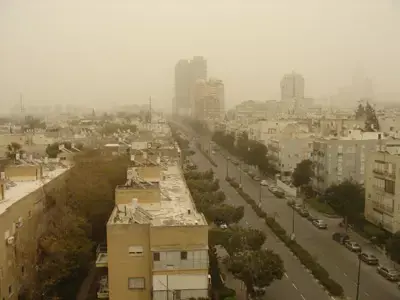 מזג האוויר: קחו מטריה וסנדלים