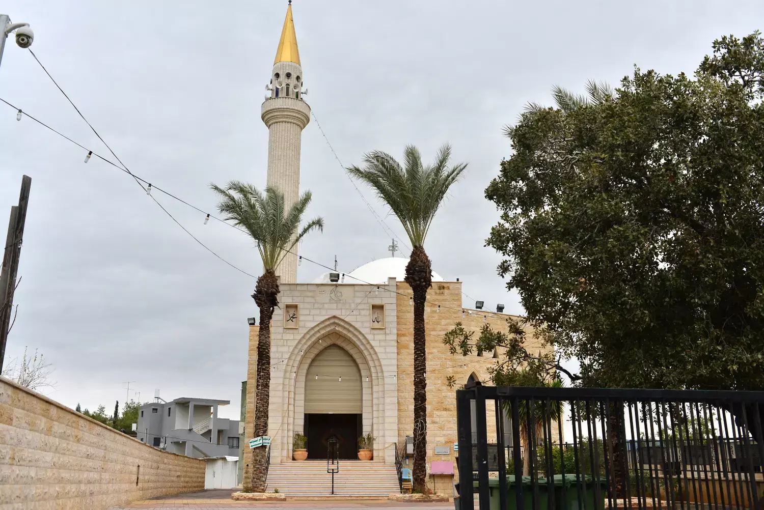 השרים ידונו בחוק שיחייב יישובים ערביים להנציח מנהיגים ישראלים