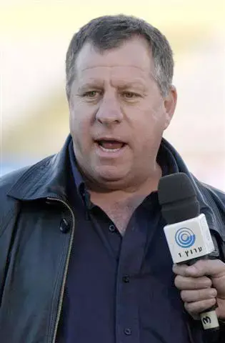 דני נוימן לא ישמש כפרשן במשחקי הפועל ת"א