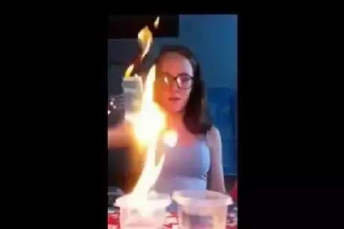 יכול להיות שזו הקוסמת הגרועה ביותר אי פעם?