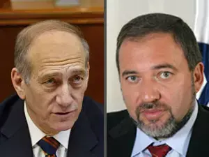 אולמרט נפגש כעת עם יו&rdquo;ר ישראל ביתנו