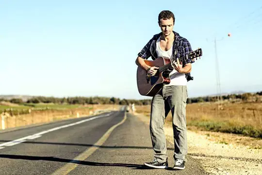 צפו בקליפ "Little Red Car" של YADO