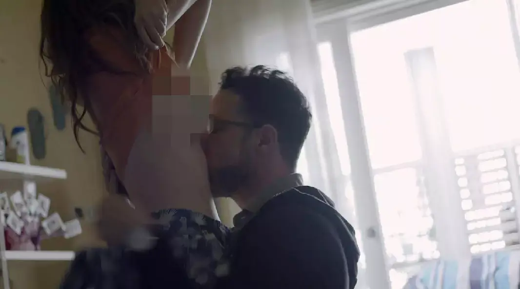"המלכה של הפלחה": סצנת הסקס הנועזת של נלי תגר