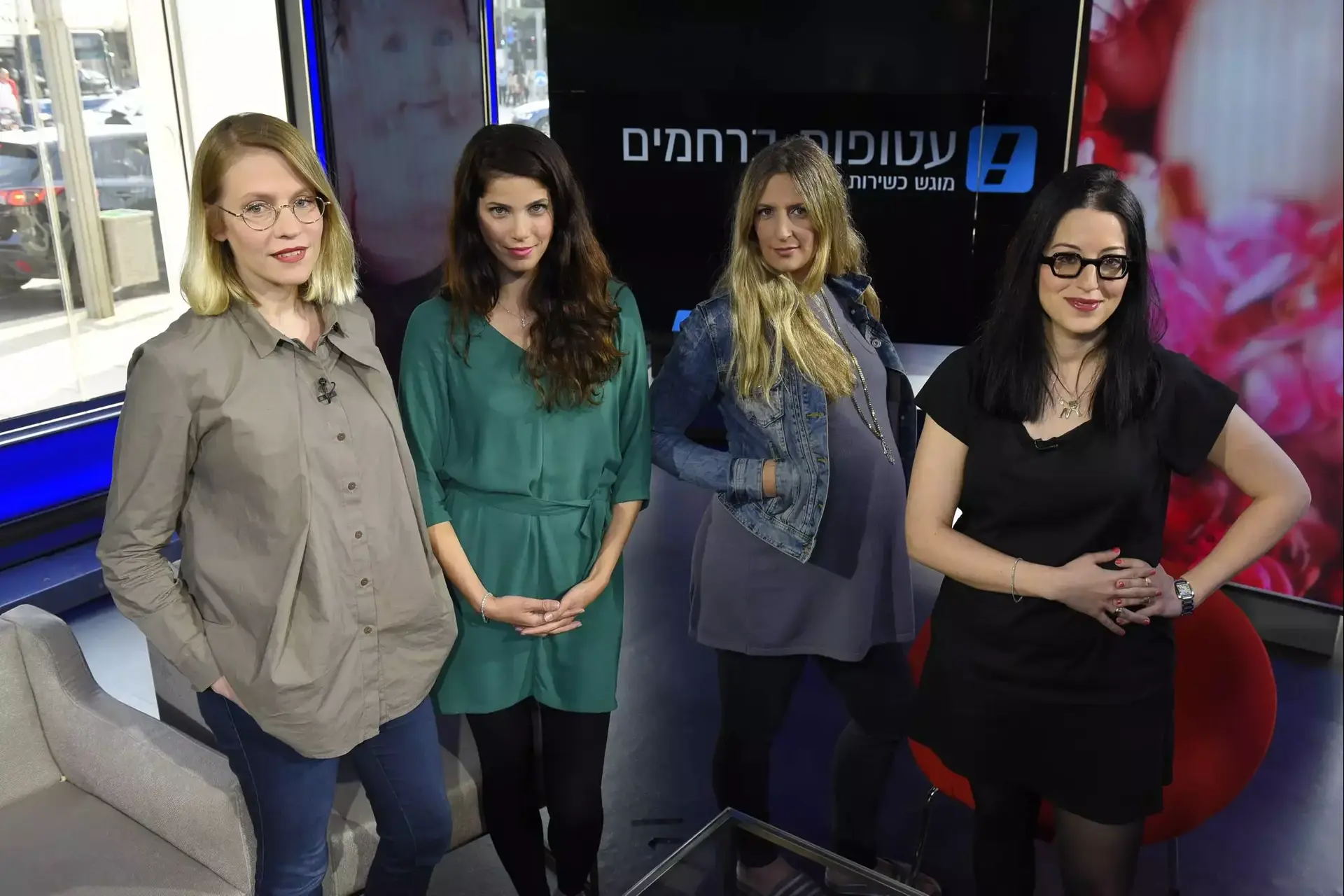 אחר צהריים של פורענות, או כשהילדה עושה קקי בהצגה של יובל המבולבל