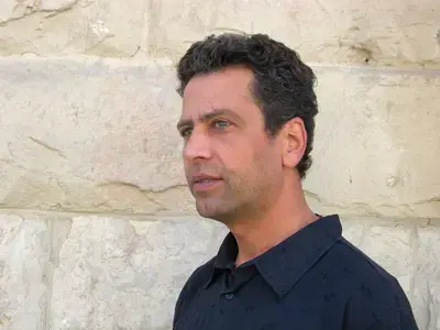 חליפה נאטור זכה במקום הראשון בתאטרונטו