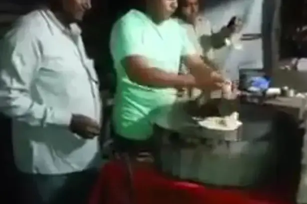 אמיתי או לא? לא תאמינו מה יצא מביצים שנועדו לארוחת בוקר