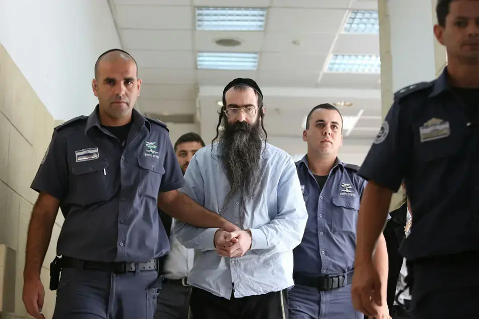 "חוק שליסל": הצעה לפיקוח על אסירים משוחררים שהורשעו ברצח