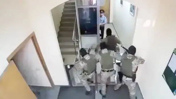 צפו: הסיבה הדבילית שהצליחה לעכב פשיטה של הסיירת