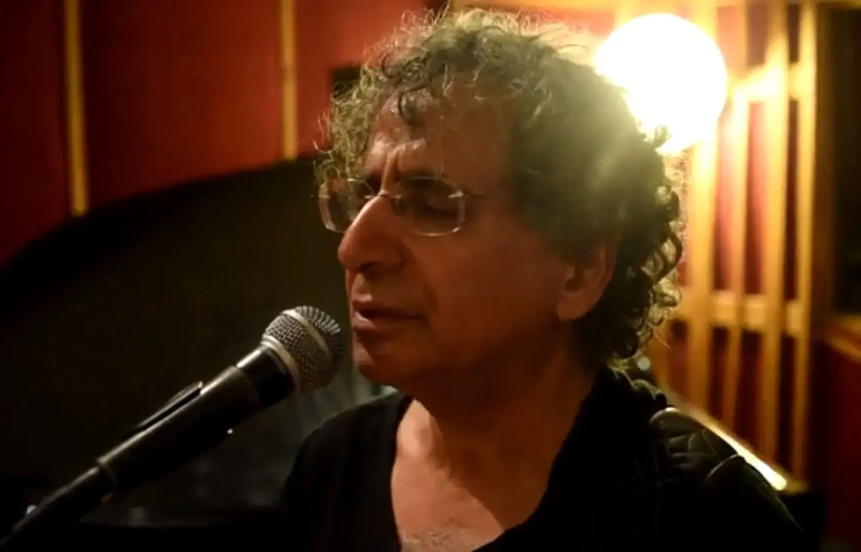 צפו: שיר בחזרה עם אילן וירצברג יחד עם ארז ריינמן
