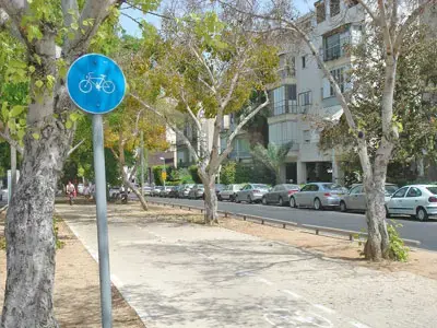 הירוקים נגד חוק הקסדות