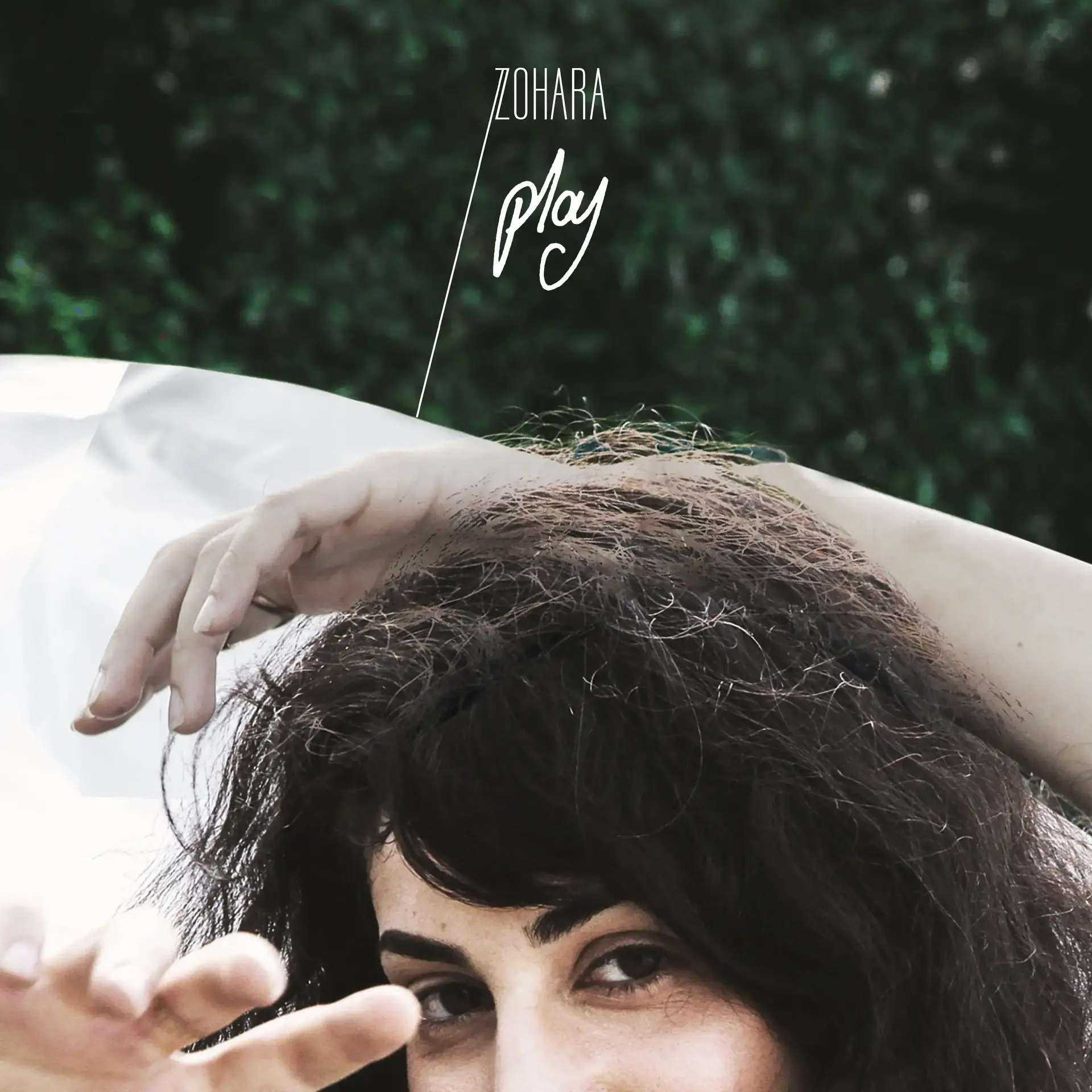 זוהרה שרה "Play". צפו