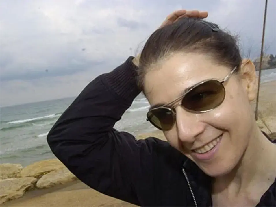 דבורית שרגל עוזבת?