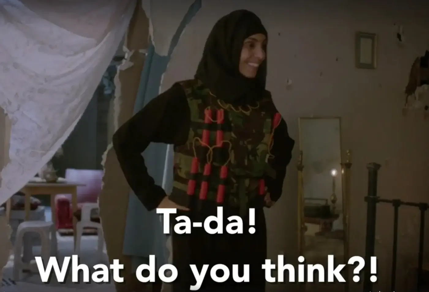סלפי עם חגורת נפץ: הקומדיה על נשות דאעש שמסעירה את בריטניה