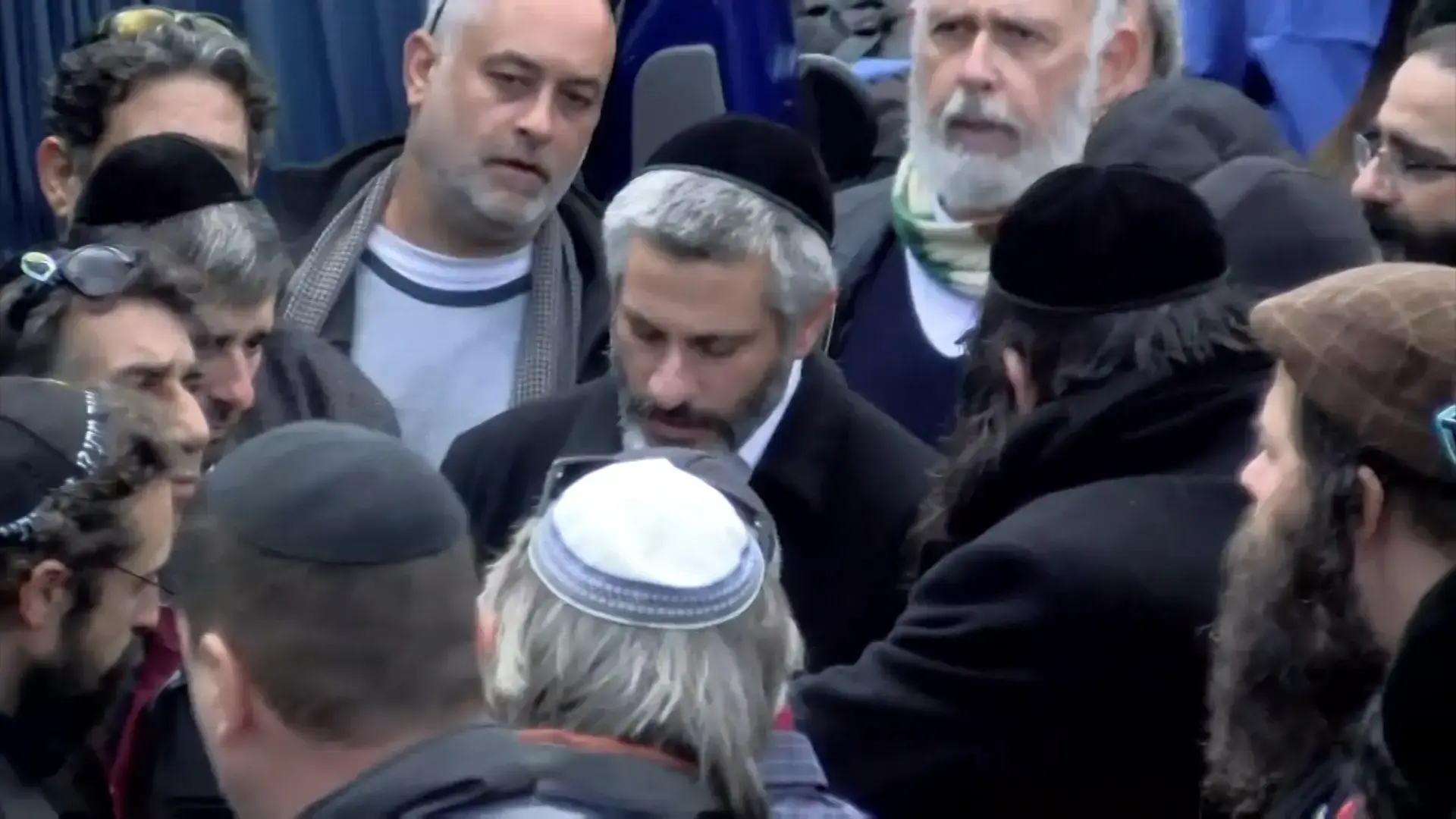 מאות הגיעו להלווייתו של מאיר בנאי ז"ל בירושלים