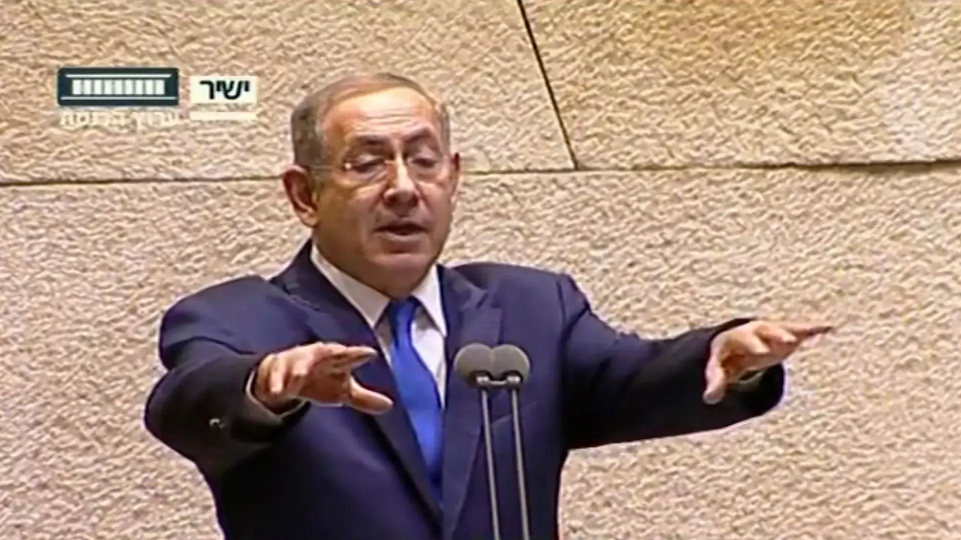 נתניהו: "אותי חוקרים? זו בדיחה. מותר לקבל מתנות מחברים"