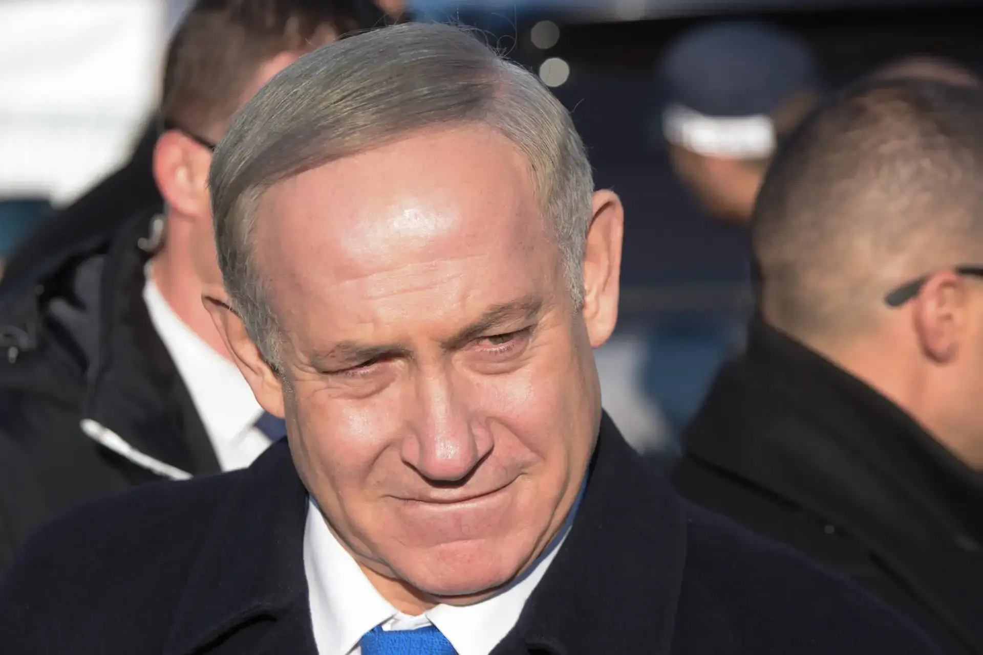 שידורי המהפכה: "ביבי-טיוי" משדר לכם את "החדשות האמיתיות"