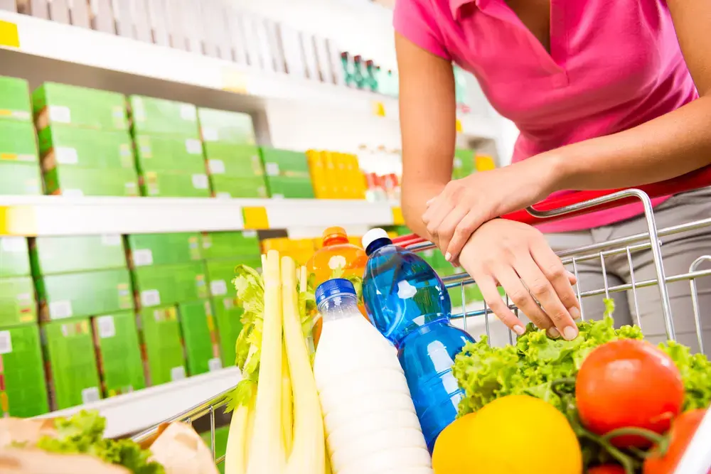 רוצים לשפר את המטבוליזם? תעיפו את המאכלים האלה מהמטבח