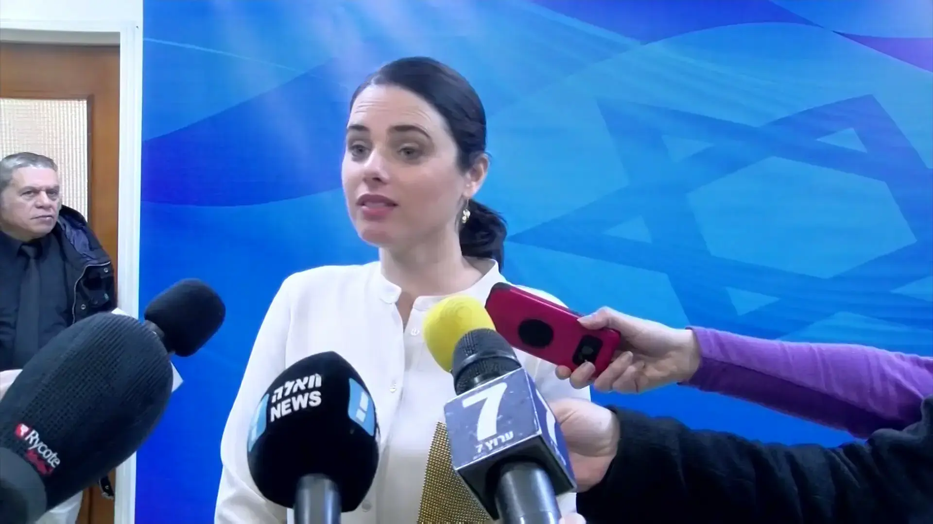 מתקפה בליכוד נגד בנט; נתניהו: "טעות לחשוב שעם טראמפ אין מגבלות"