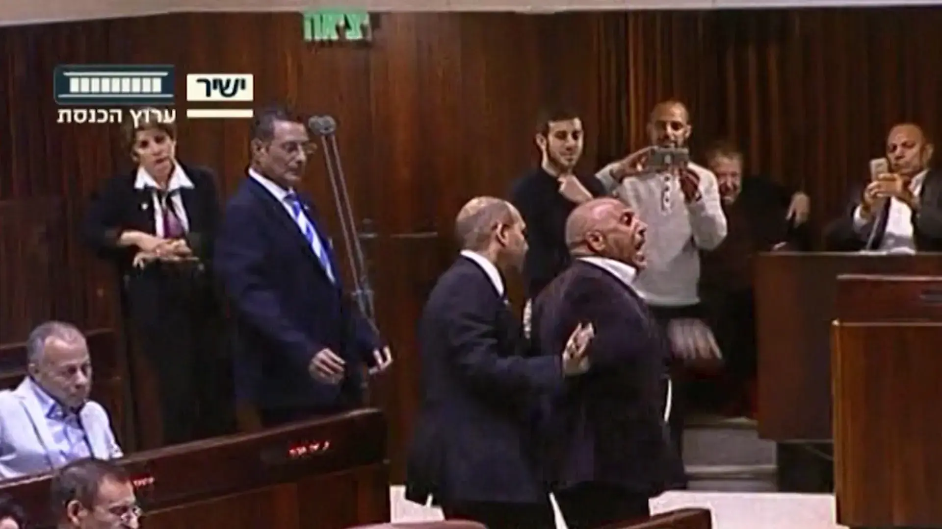 ארדן גיבה השוטרים באום אל-חיראן; הח"כים הערבים תקפו: "רמאי ורוצח"