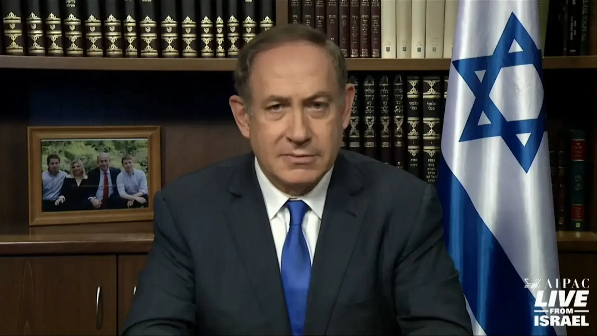 מרוחק מנתניהו, מקורב לטראמפ: לאודר לוחש על אוזן הנשיא