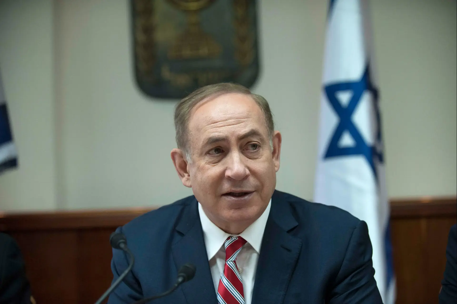 דיווח: איש עסקים נוסף העיד על טובות הנאה שהעניק לזוג נתניהו