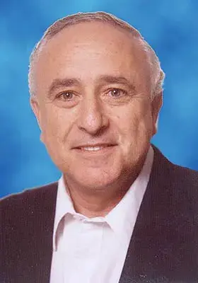 ליפקין שחק הודיע על סיום עבודת הוועדה בראשותו