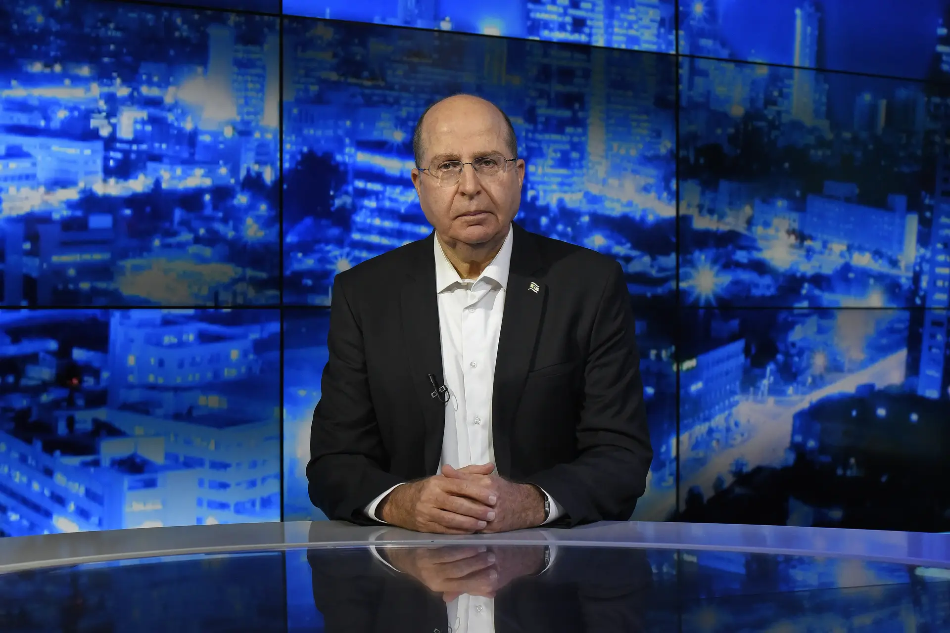 לרגל יום האשה יעלון מתחייב: במפלגתי החדשה - 50% נשים