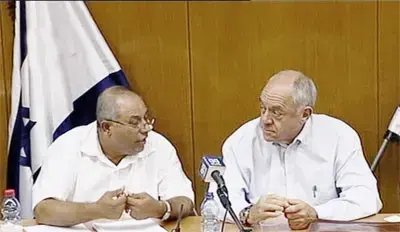 שר הפנים: ראשי רשויות בצפון ברחו במלחמה