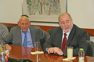 דיווח: הירשזון שקל להדיח את זליכה