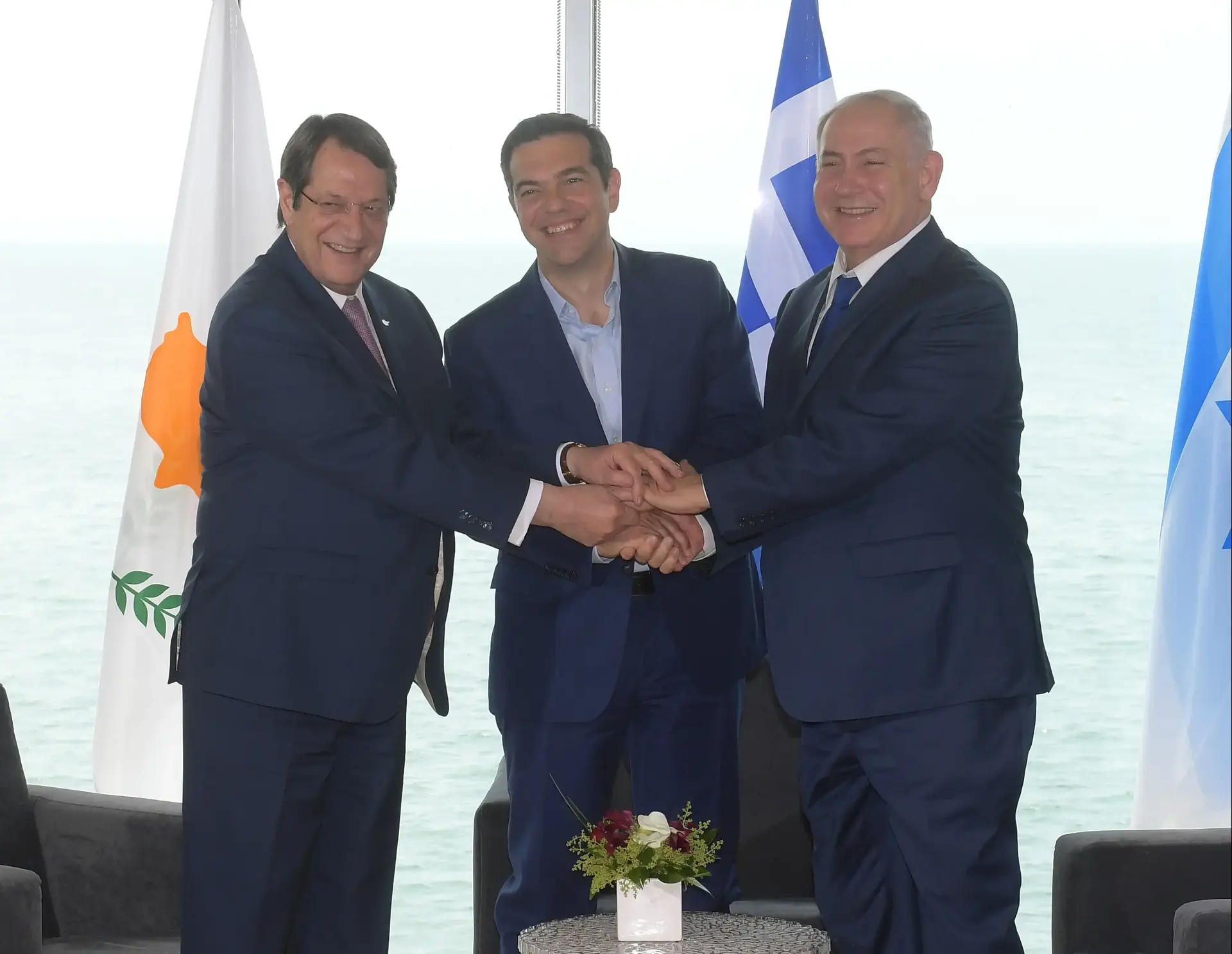 נתניהו בפסגה משולשת עם מנהיגי יוון וקפריסין: "כולנו דמוקרטיות אמת"