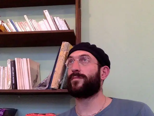 בנו של אולמרט עונה ליאיר נתניהו: "גזען והומופוב; משליך רפש על אחרים"