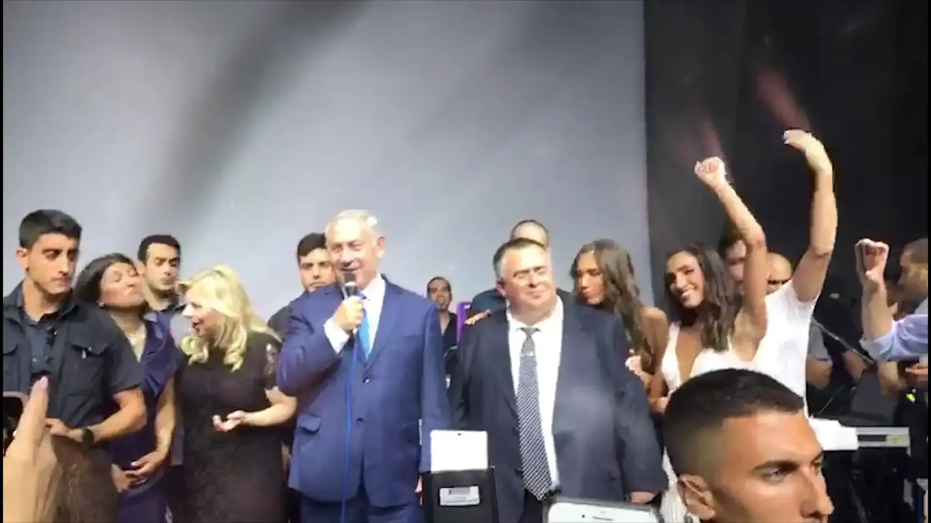 נתניהו שיבח את ביטן בחתונת בתו: "הוא יותר מצוין ממה שחשבתי"