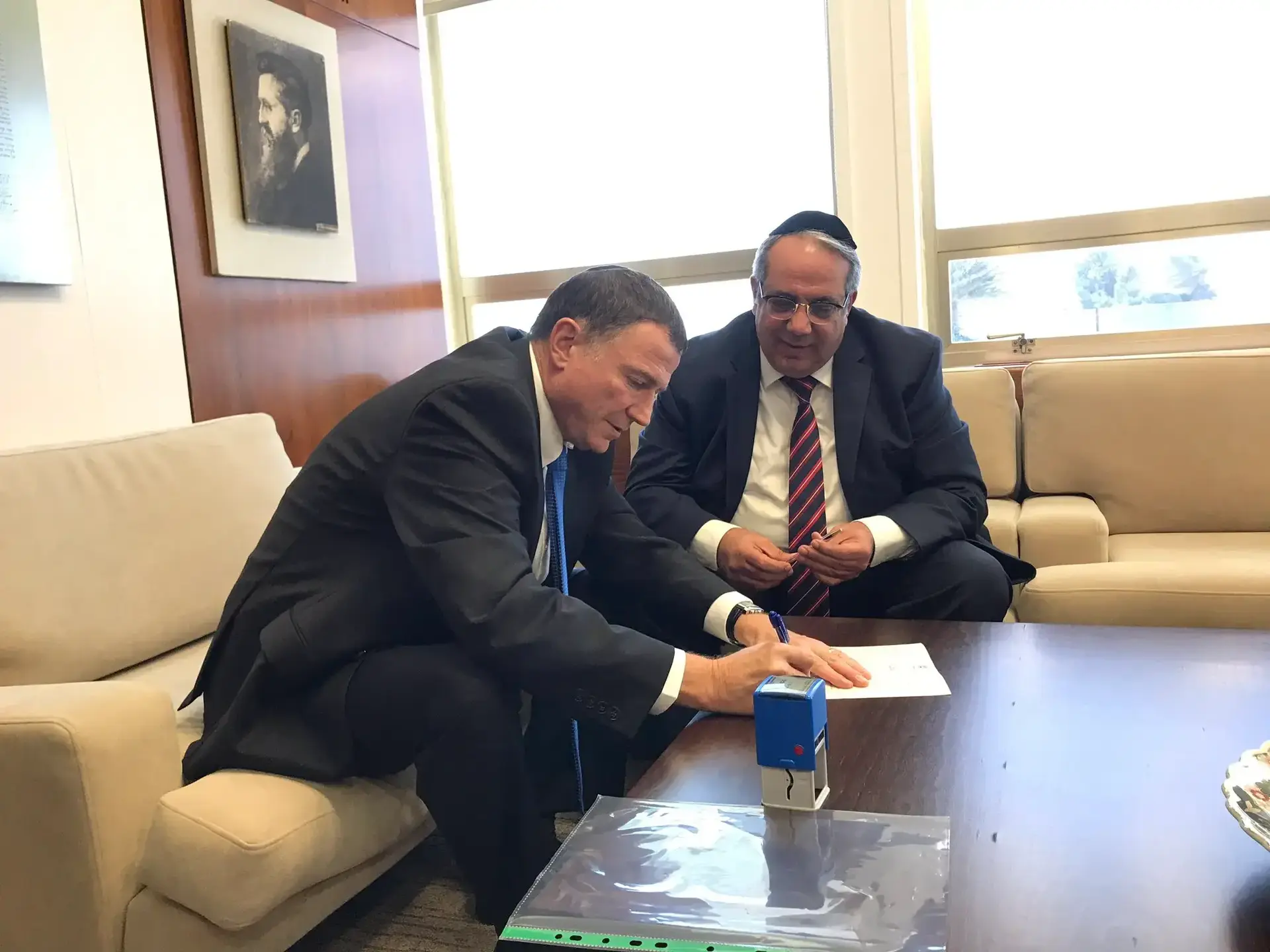 התפטרות ח"כ גואטה נכנסה לתוקפה: "לא הצליחו לפגוע בי"