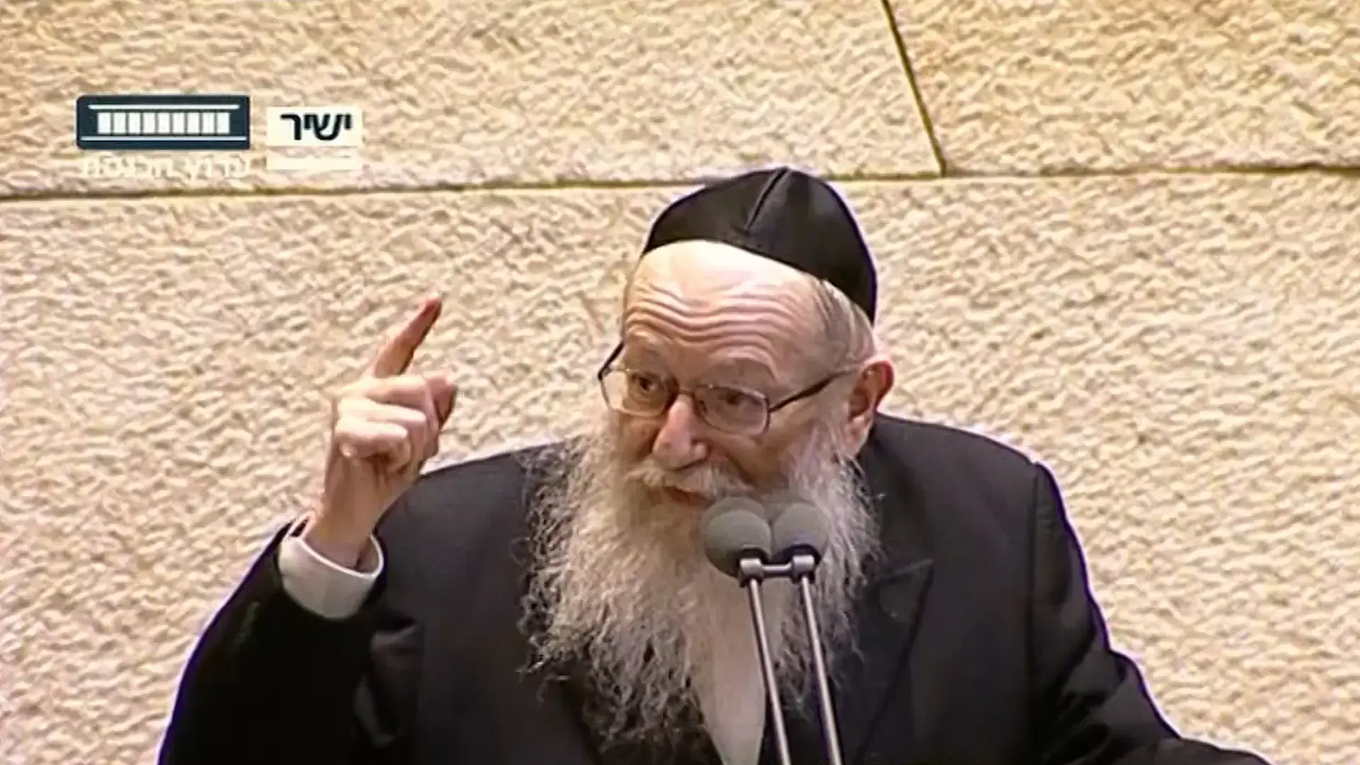 עימות בין ליצמן ללפיד על מאבק הנכים: "לא נתת להם שקל"