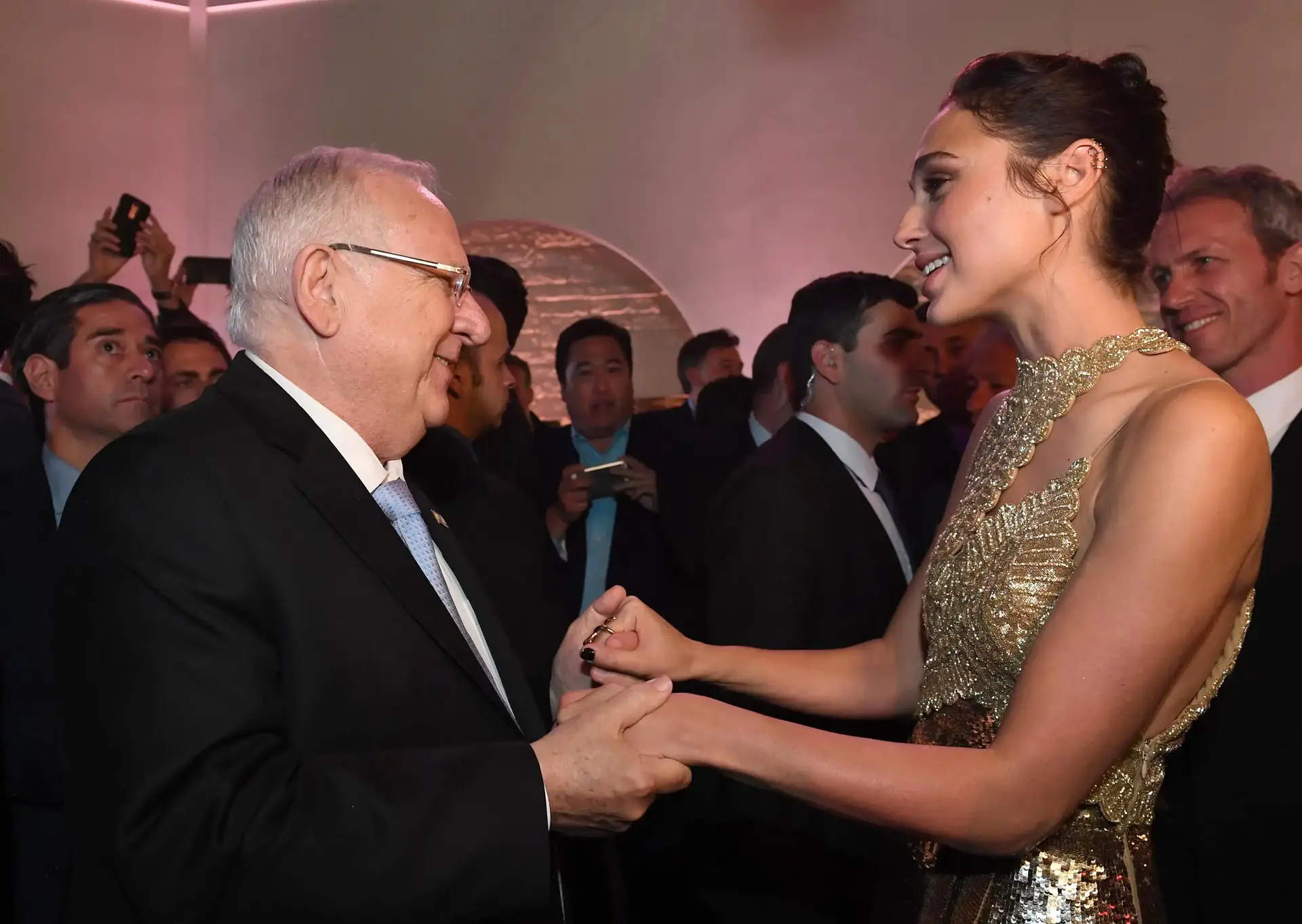 השנה הגדולה של גל: הרגעים הגדולים של גל גדות ב-2017