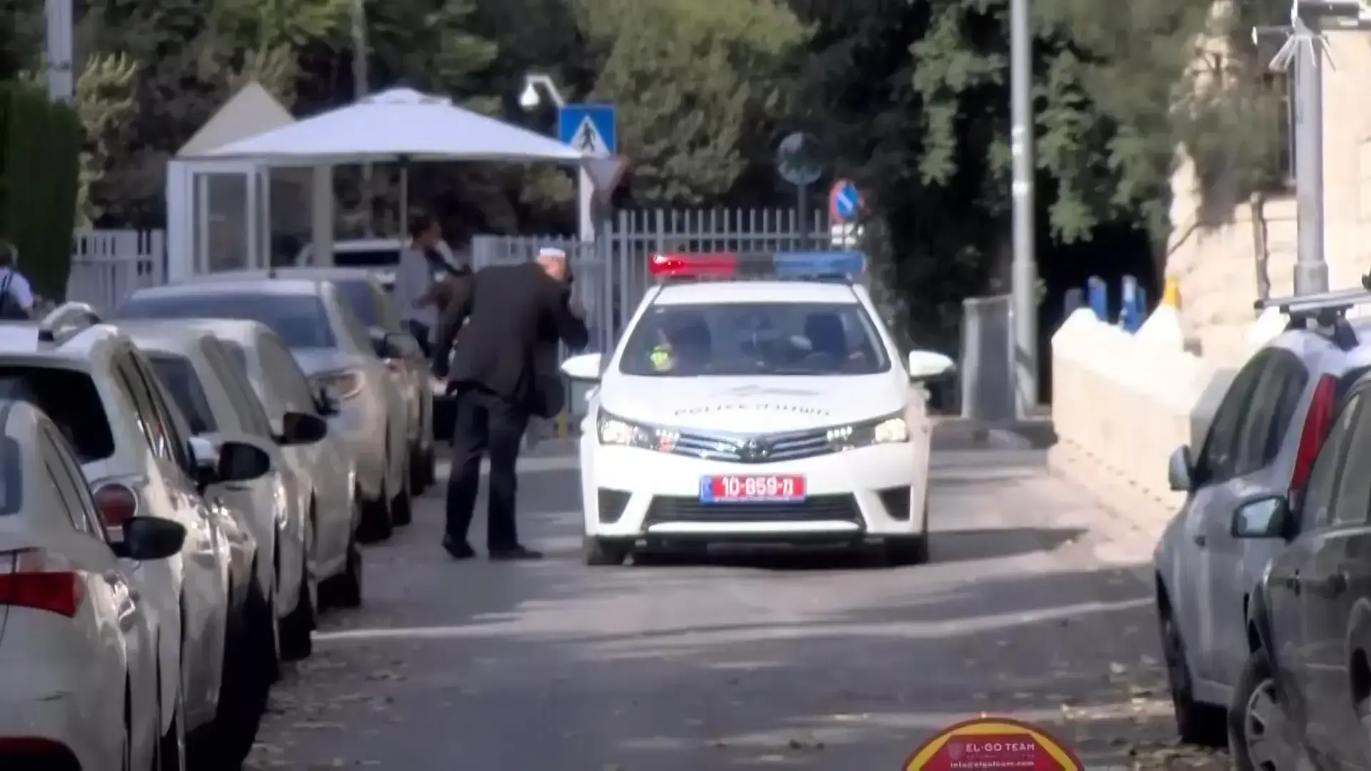נתניהו אסר על שרים להיעדר מהצבעות קריטיות - אך טס לחו"ל בעצמו